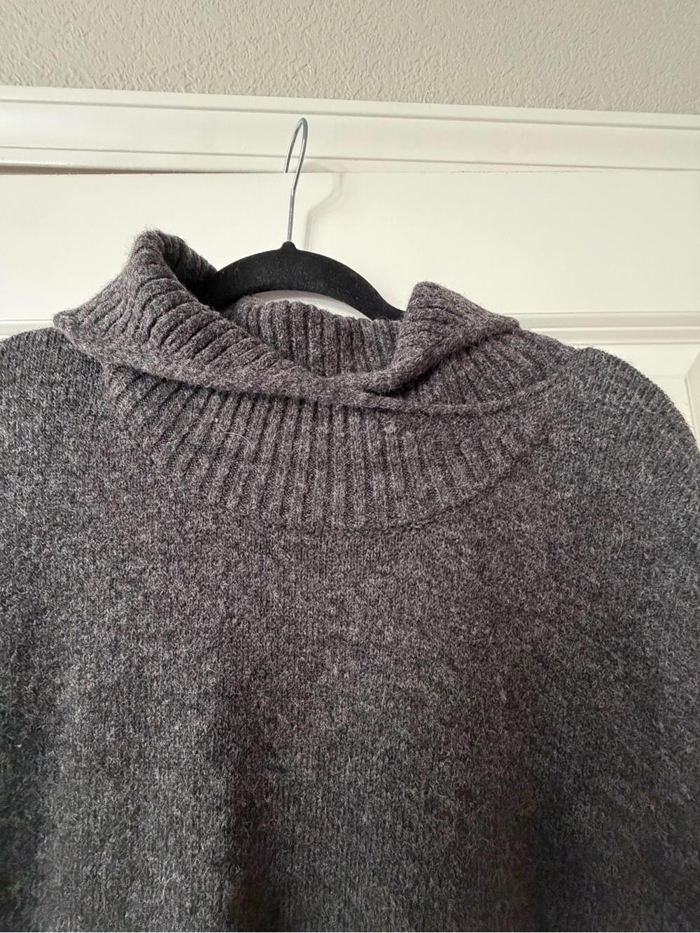 MERSEA Charcoal Gray Knit Poncho Sweater, Side Ties, Pockets, One Size - Picture 5 of 7